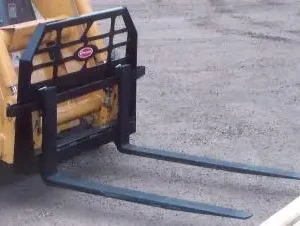 Fourche pour skidsteer 2000 lbs / 42''